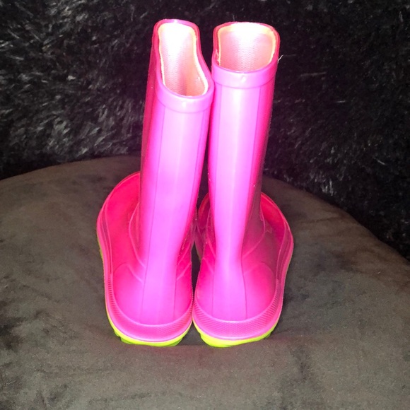 Little Girls rain boots - Picture 3 of 4